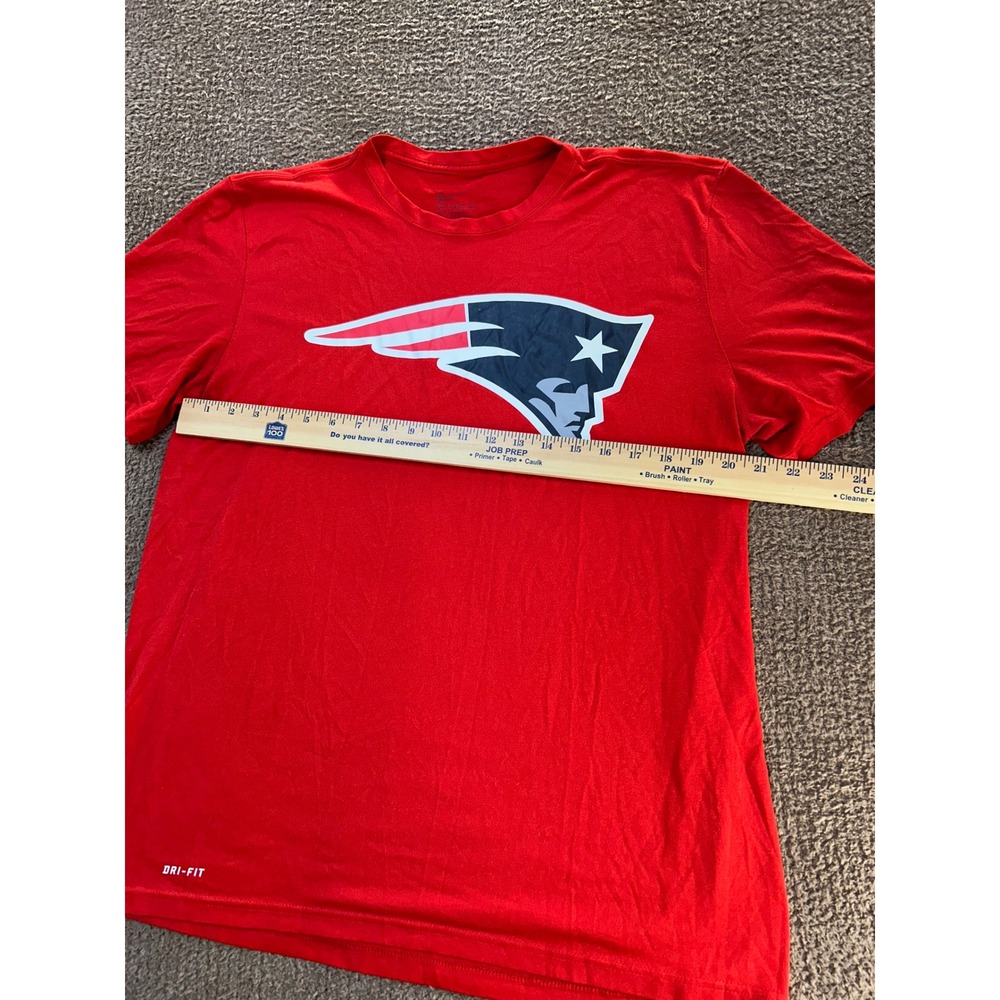 Nike Dri-FIT New England Patriots Red Graphic T-Shirt Mens XL NFL Football - Picture 5 of 7